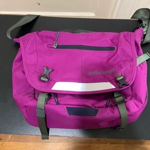 Patagonia messenger bag